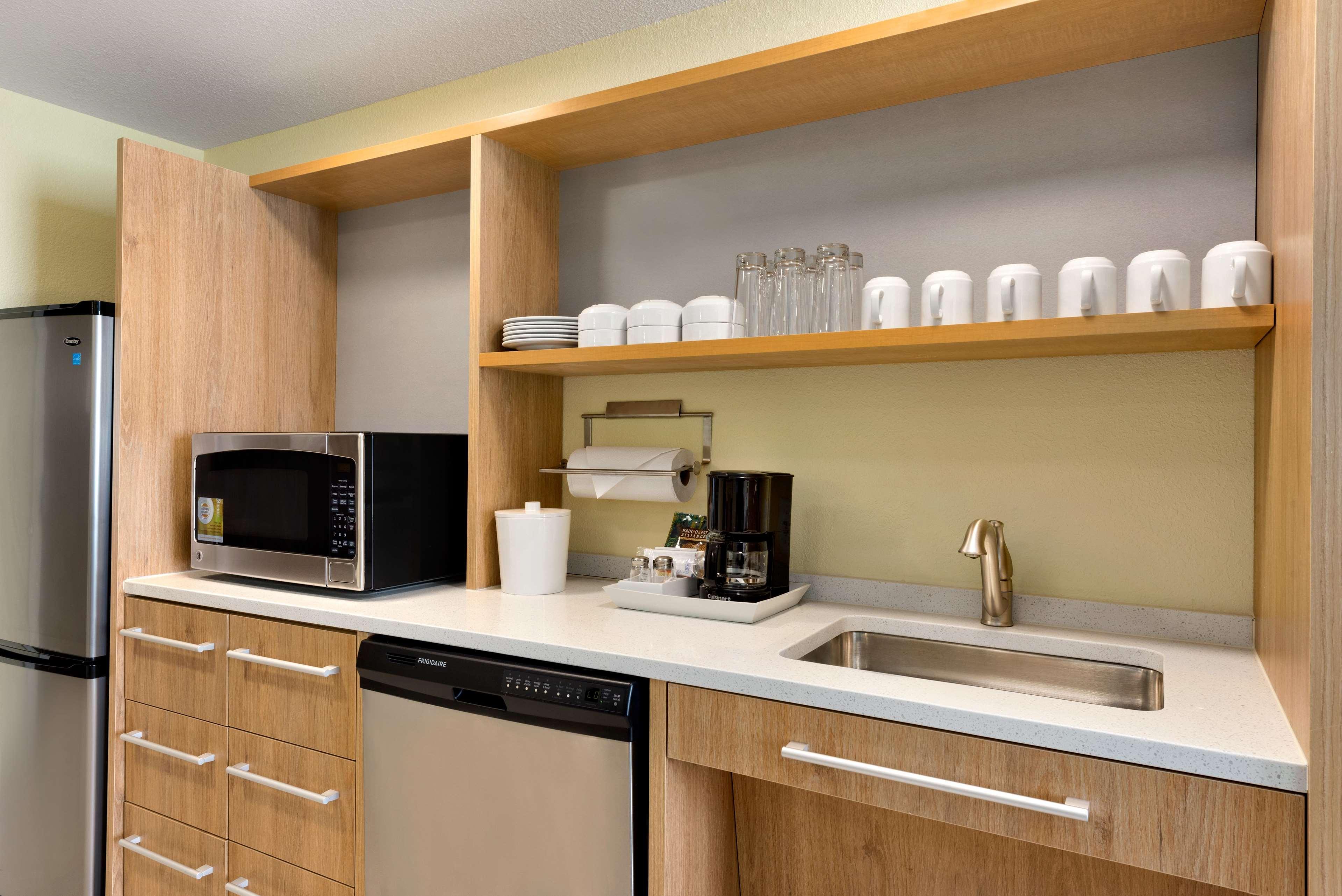 Home2 Suites By Hilton-Cleveland Бічвуд Екстер'єр фото