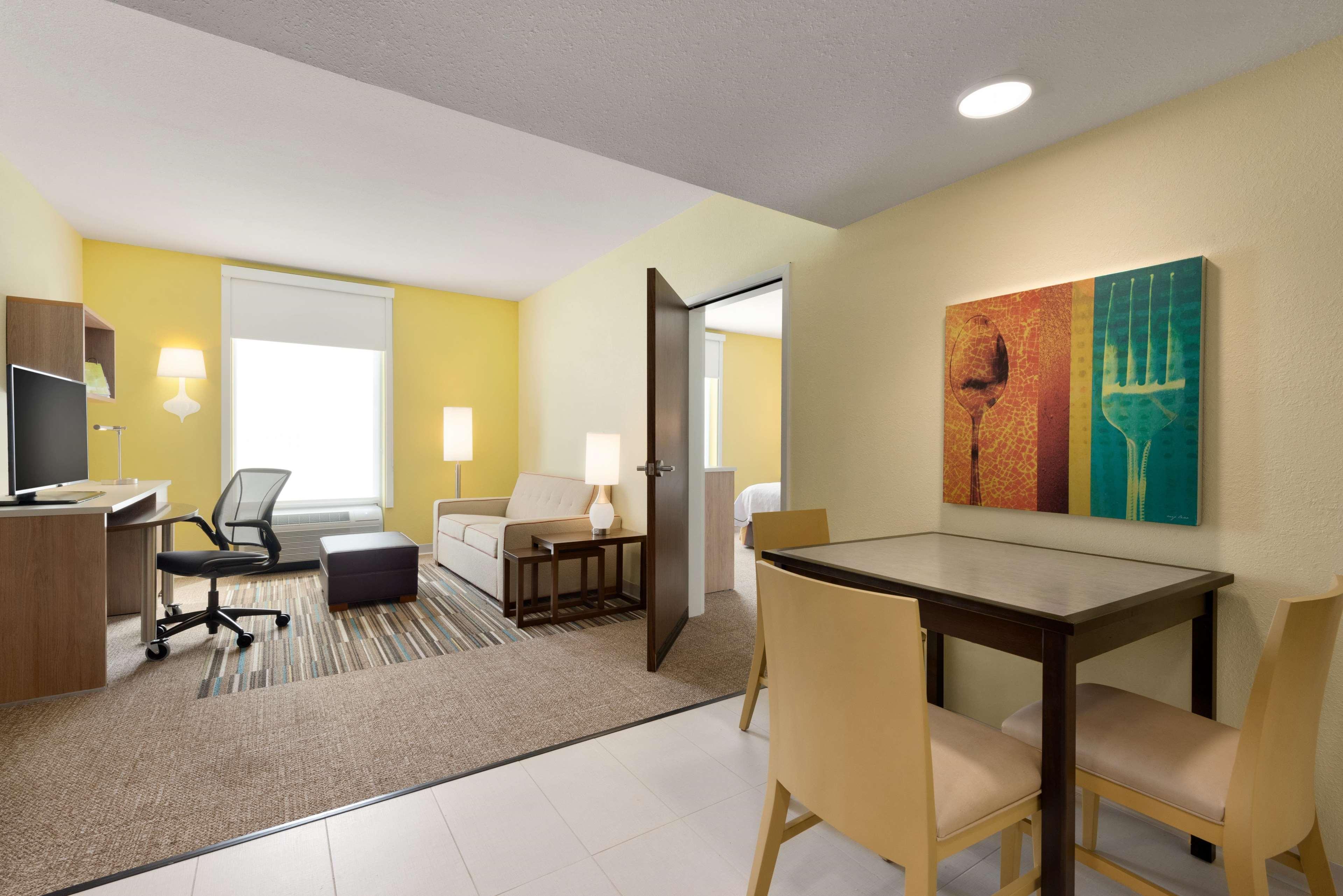 Home2 Suites By Hilton-Cleveland Бічвуд Екстер'єр фото